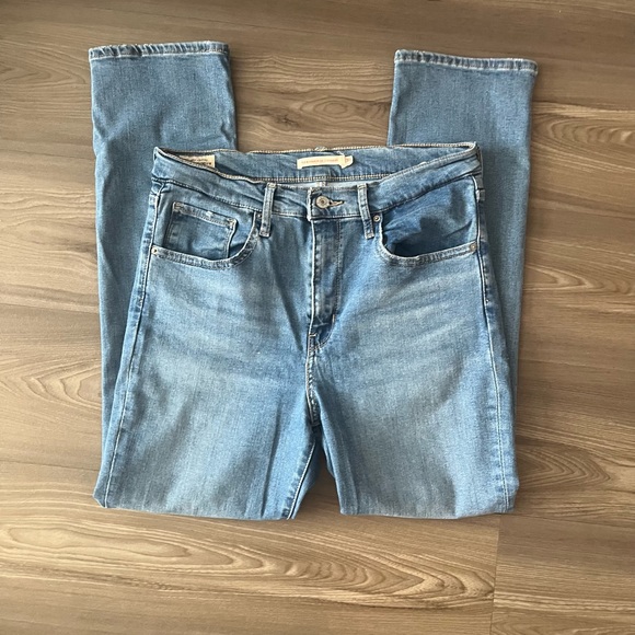 Levi’s 724 High Rise Straight Premium Jeans sz 30 - Picture 2 of 7